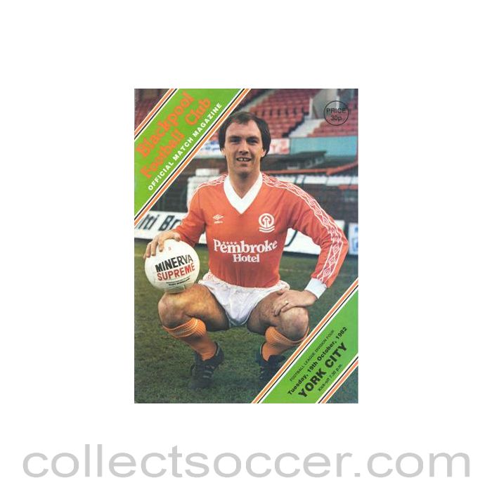 1982 - Blackpool v York City official programme 19/10/1982 Football League