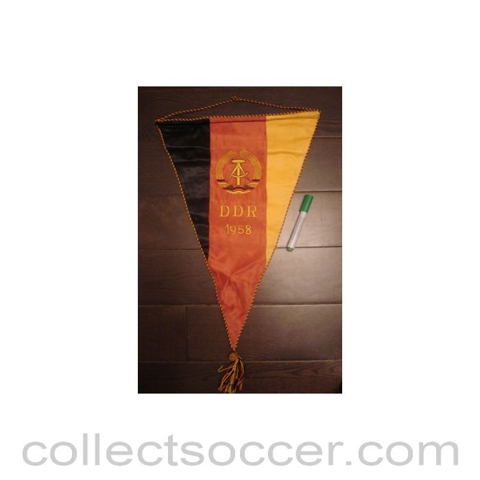 1958 - East Germany match exchange pennant of 1958