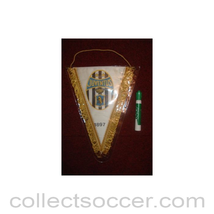 Juventus small Pennant once property of the football referee Neil Midgley
