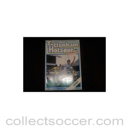 1985 - Tottenham Hotspur v Southampton official programme 02/10/1985 Screen Sport Super Cup