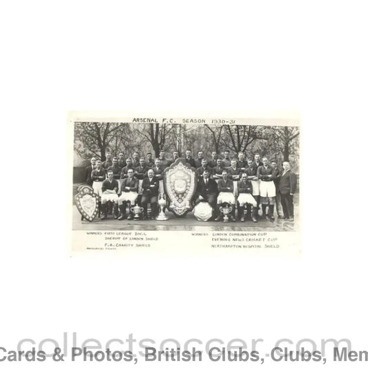 1930 - Arsenal team postcard of Season 1930-1931