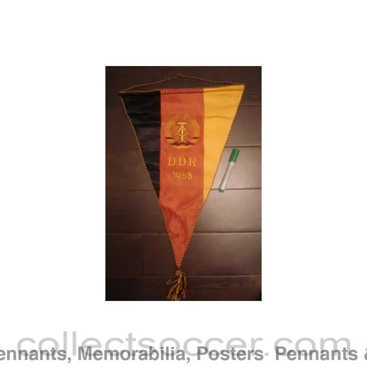 1958 - East Germany match exchange pennant of 1958