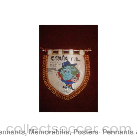 1982 World Cup in Spain Pennant 21 x 20 cm