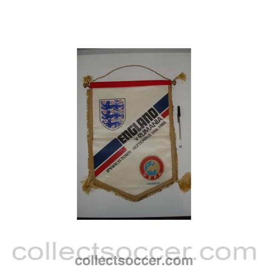 1985 - England v Rumania U21 10/09/1985 match exchange pennant