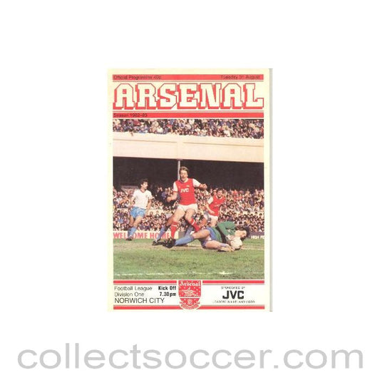 1982 - Arsenal v Norwich City official programme 31/08/1982 Football League