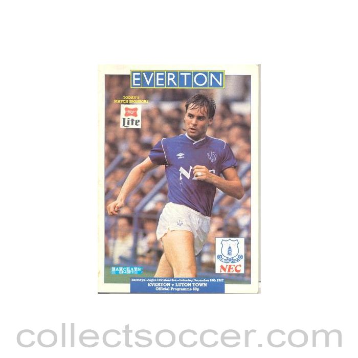 1987 - Everton v Luton Town official programme 26/12/1987 Football League