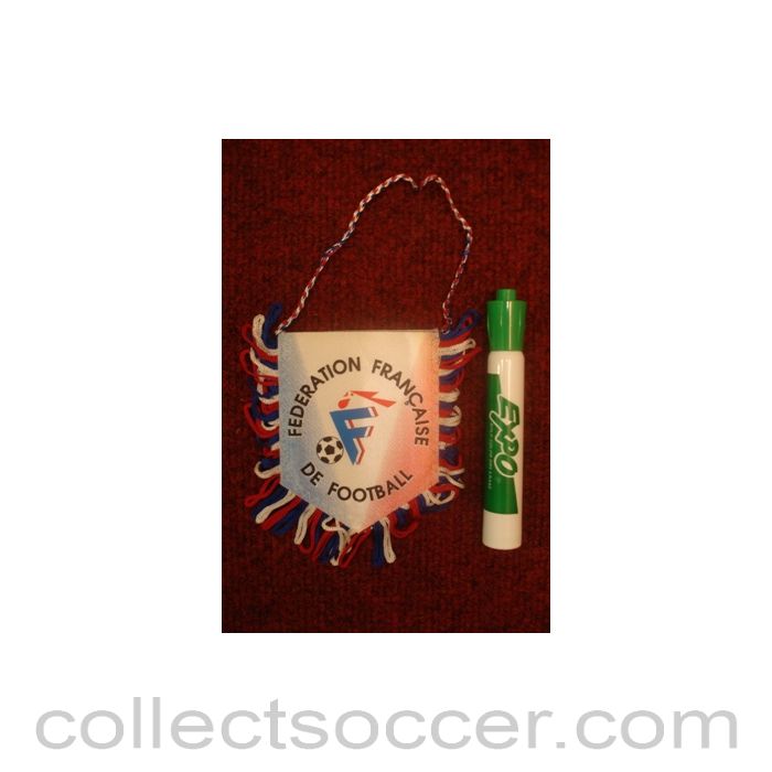 District Football Pennant once property of the football referee Neil Midgley