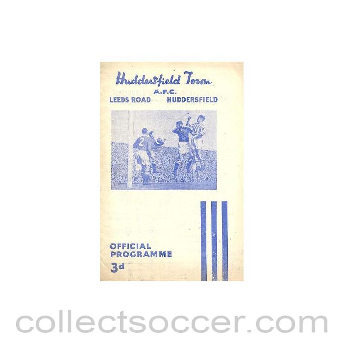 1954 - Huddersfield Town v Blackpool official programme 21/08/1954
