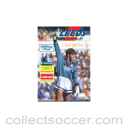 1991 - Leeds United v Southampton official programme 26/12/1991