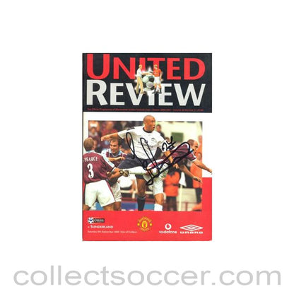2000 - Manchester United v Sunderland official programme 09/09/2000 Premier League, signed