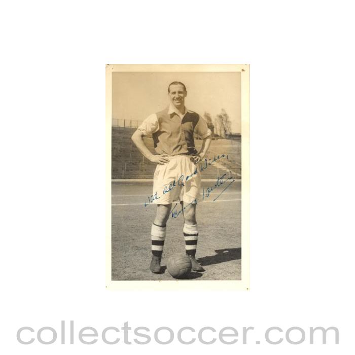 Tommy Lawton signed photograph