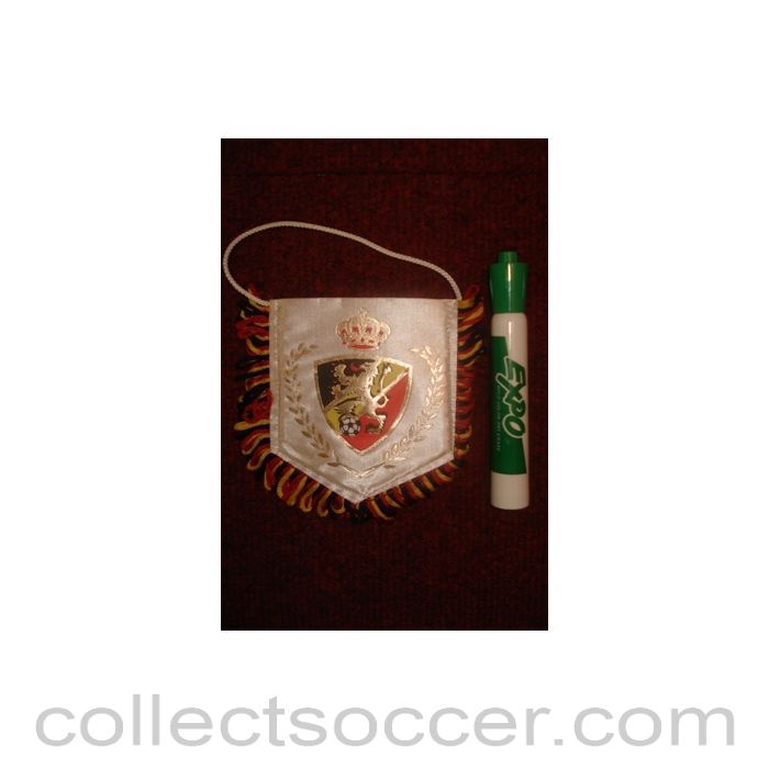 Ukraine small Pennant once property of the football referee Neil Midgley