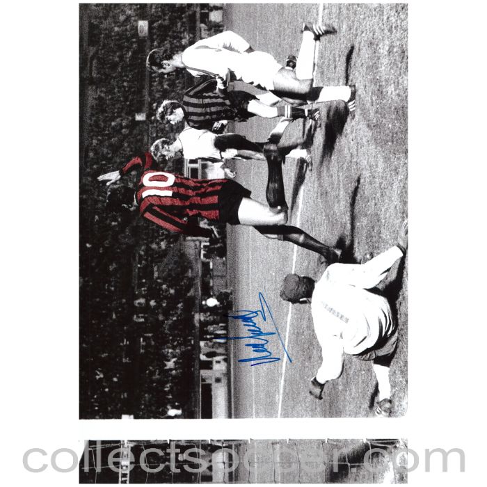 1970 - Manchester City - Neil Young Original Autographed Photo